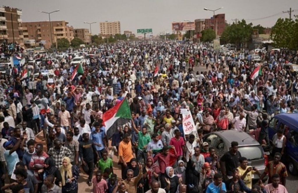 σουδάν-μεγάλη-διαδήλωση-στο-χαρτούμ-ζ-831919