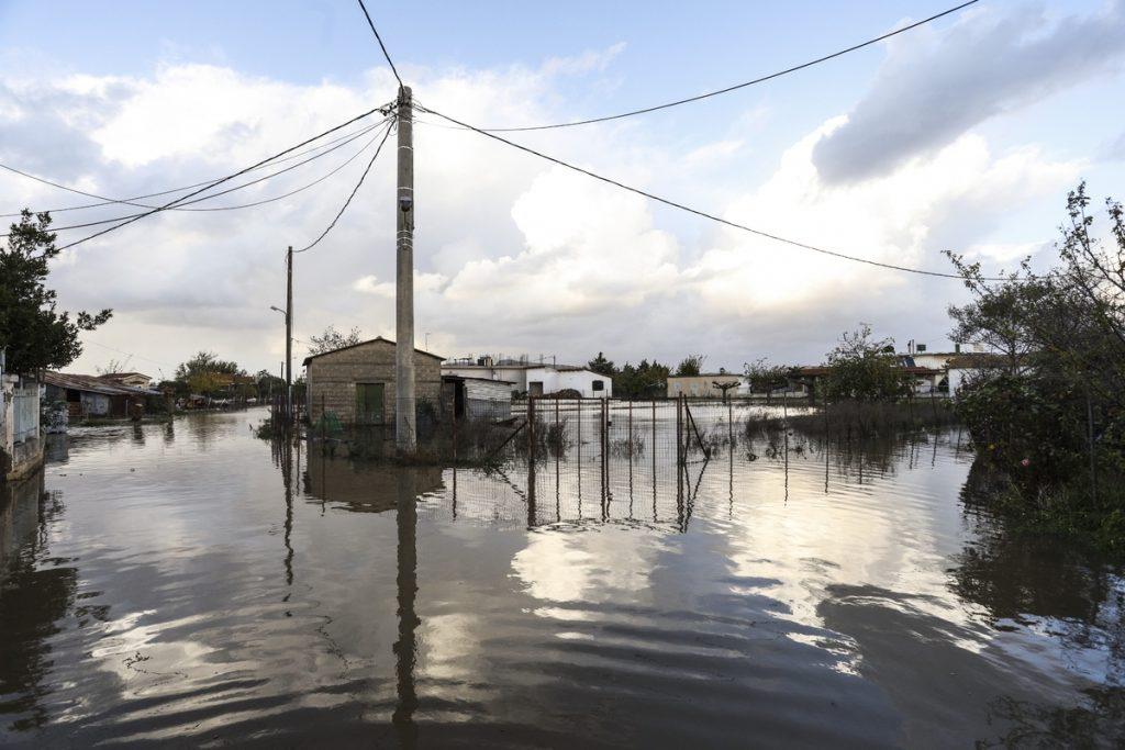 ένα-απέραντο-ποτάμι-το-μετόχι-στη-δυτι-850012