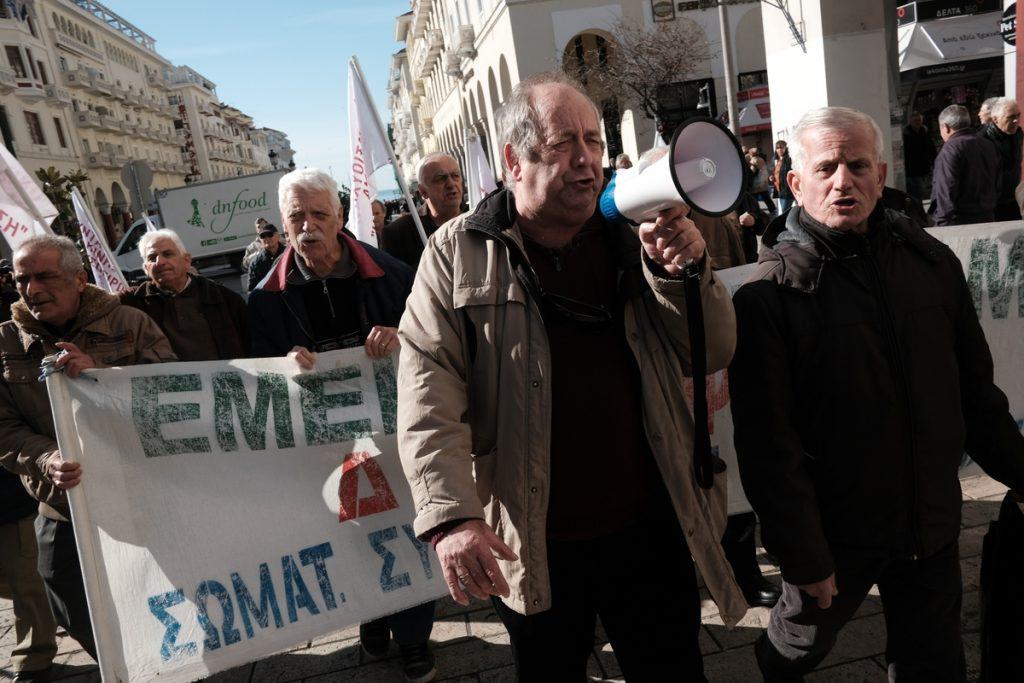 εσεθ-ψίχουλα-και-νέα-χαράτσια-για-τους-842094