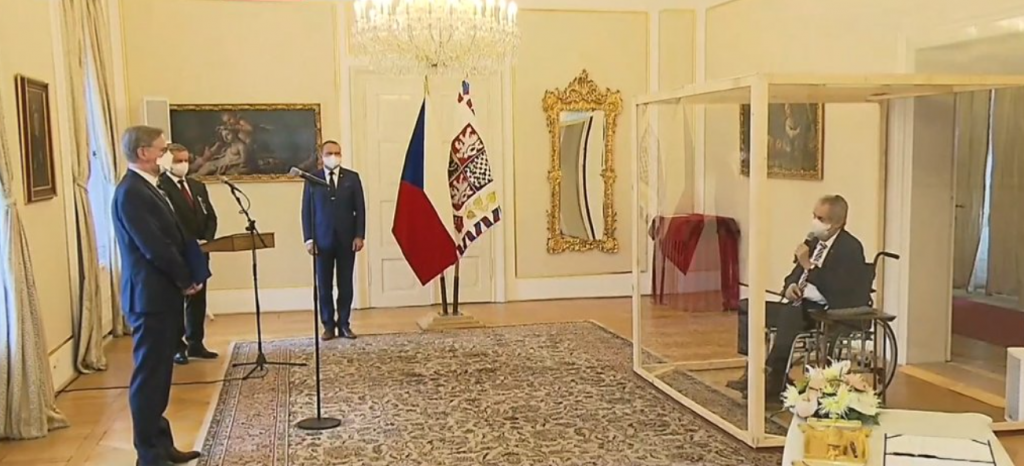 τσεχία-ο-πρόεδρος-ζέμαν-διόρισε-πρωθυ-849416