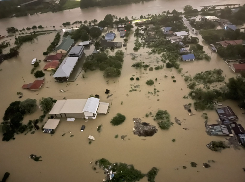 μαλαισία-πλημμύρες-περισσότεροι-από-21-859574