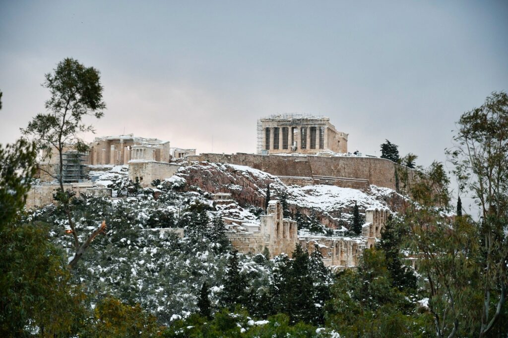 βιντεο-η-ελπίδα-έντυσε-στα-λευκά-την-875099