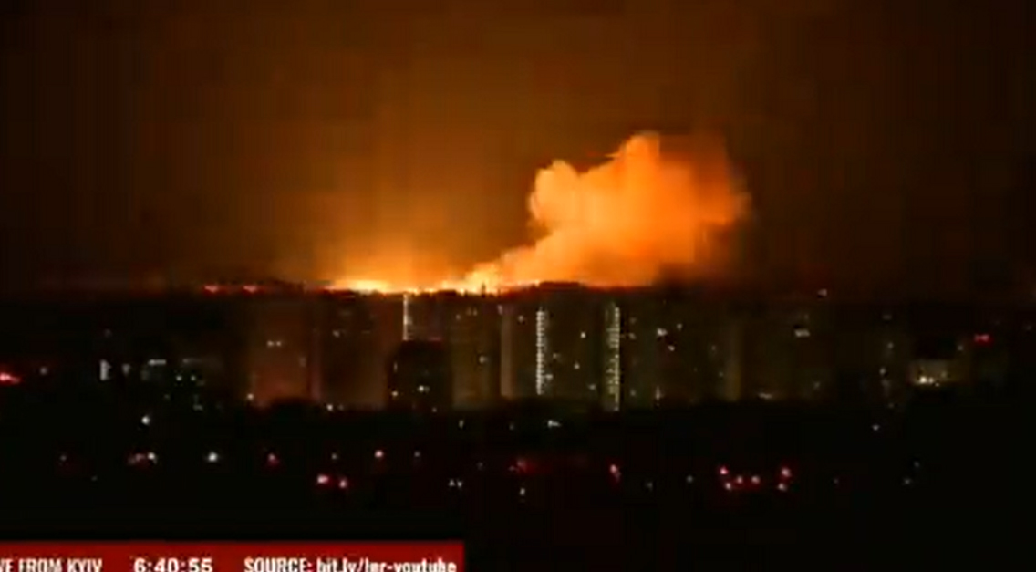 Fortes explosions à Kiev – Sirènes de raid aérien à travers le pays