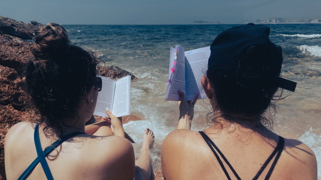 beach-read-όταν-το-μάρκετινγκ-εφηύρε-την-καλοκ-923173
