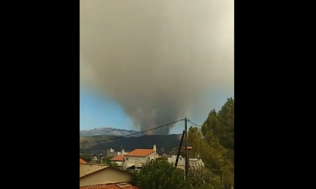 φωτιά-πόρτο-γερμενό-εντολή-εκκένωσης-926165