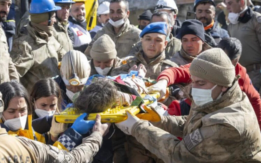 τουρκία-σεισμός-παιδιά-ανασύρονται-973122