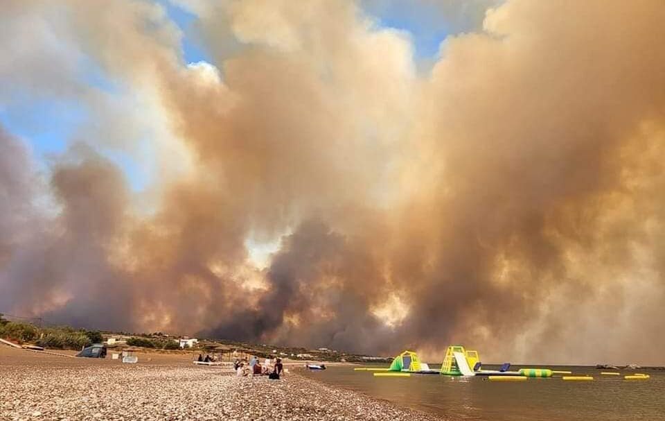 ρόδος-κόλαση-επί-γης-φλόγες-σε-ξενοδοχ-1035946