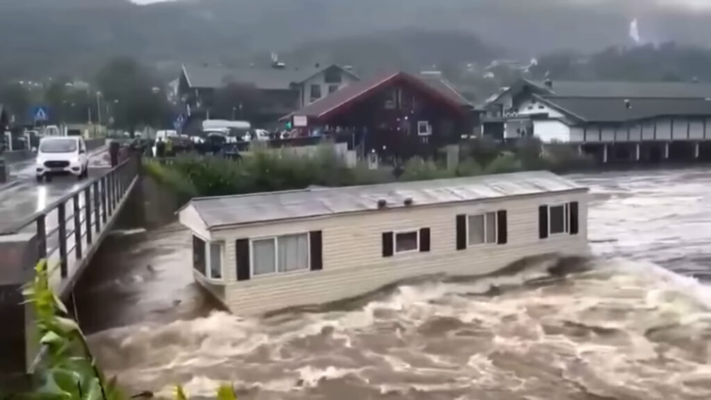 πλημμύρες-στην-νορβηγία-ζούμε-μια-κρ-1042982