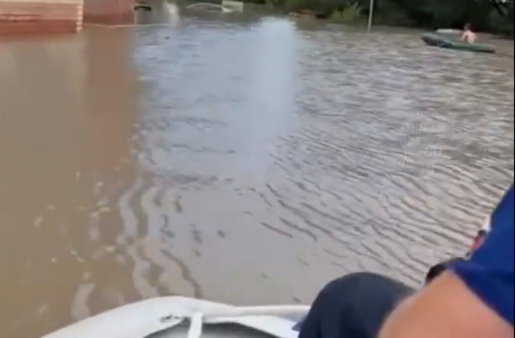 πλημμύρες-στη-ρωσία-σε-κατάσταση-έκτα-1043852