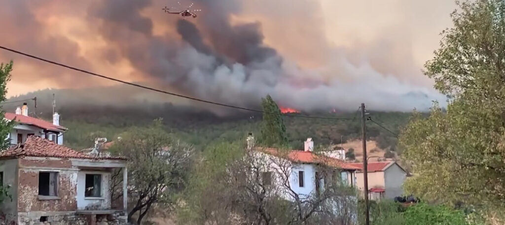 εβροσ-εκκενώθηκε-η-λευκίμμη-η-φωτιά-φτ-1051700