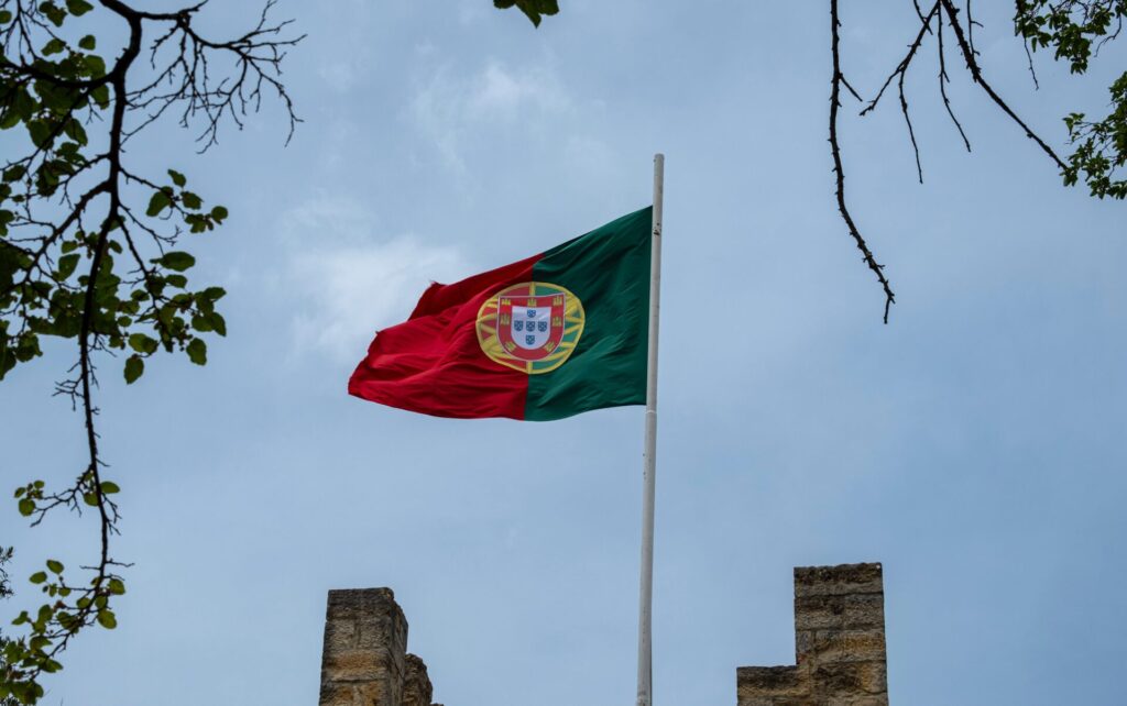 πορτογαλία-άνοιξαν-οι-κάλπες-για-τις-ε-1074421
