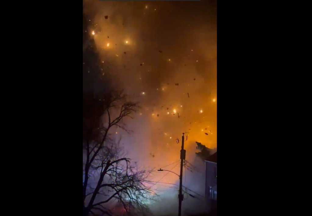 βίντεο-ηπα-τεράστια-έκρηξη-σε-σπίτι-στ-1090582