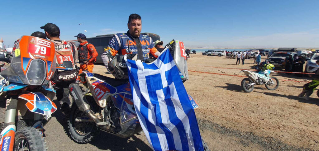 στον-τερματισμό-του-dakar-2024-με-την-ελληνική-1108255