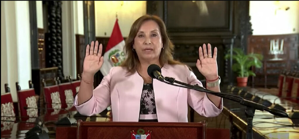 rolexgate-στο-περού-παραιτήθηκαν-έξι-υπουργο-1141397