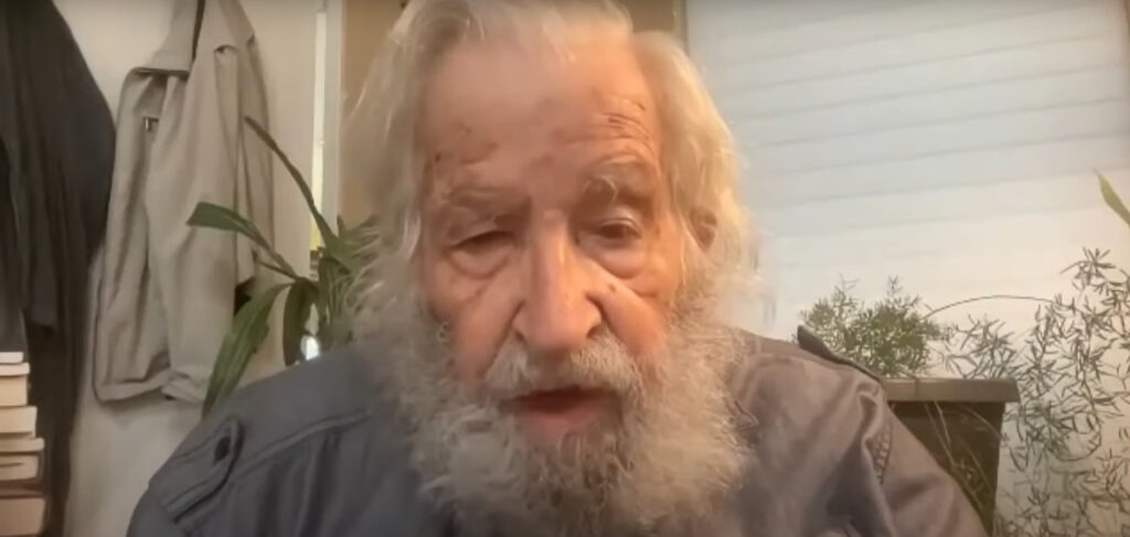νόαμ-τσόμσκι-fake-news-ο-θάνατος-του-λέει-η-σ-1177339