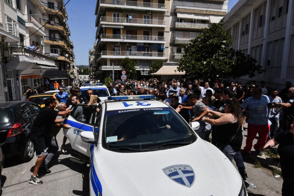 πύργος-ένταση-κατά-την-προσαγωγή-στα-δ-1173833