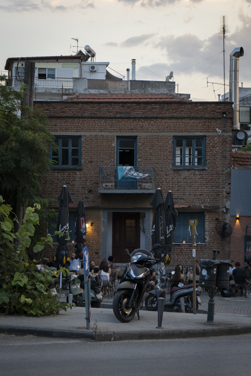 Λαμπράκη, Τούμπα