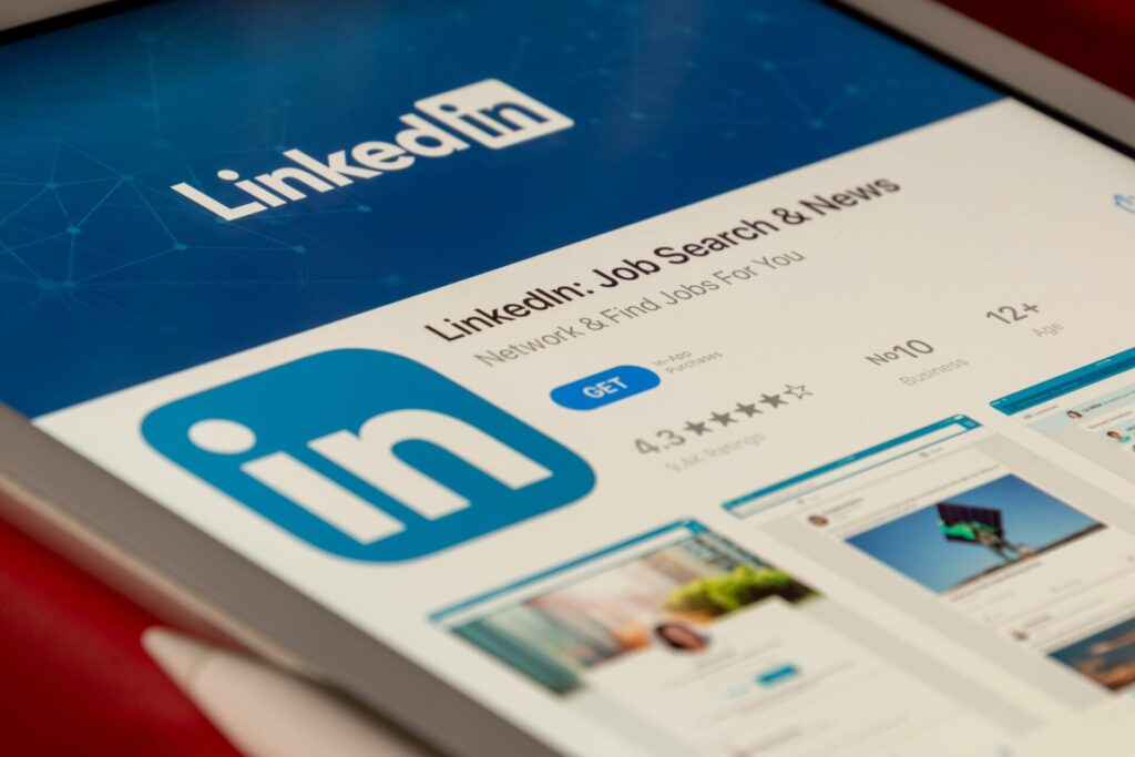 linkedin-ποιο-εργαλείο-καταργεί-για-τη-συμμό-1172305