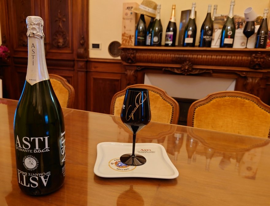 MOSCATO D' ASTI SPUMANTE