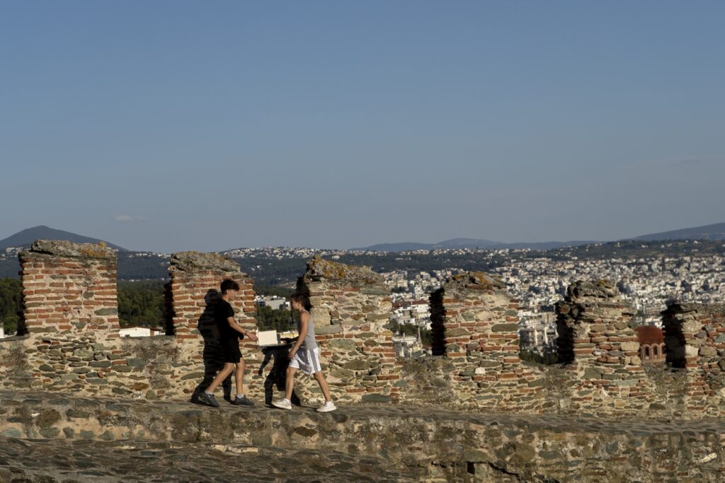 γνώρισε-τα-μνημεία-της-άνω-πόλης-μέσα-α-1184132