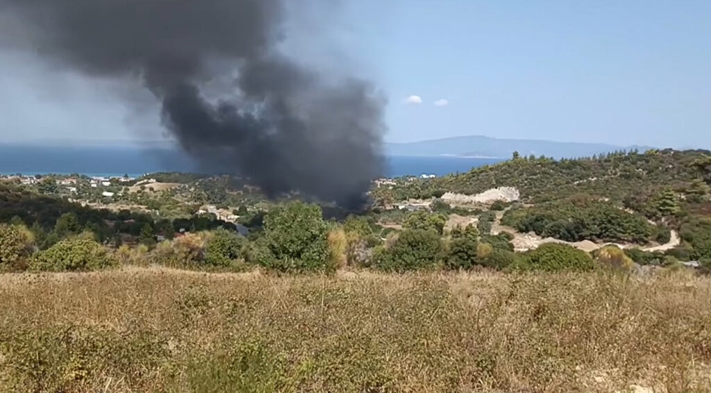 χαλκιδική-υπό-μερικό-έλεγχο-η-πυρκαγι-1204231