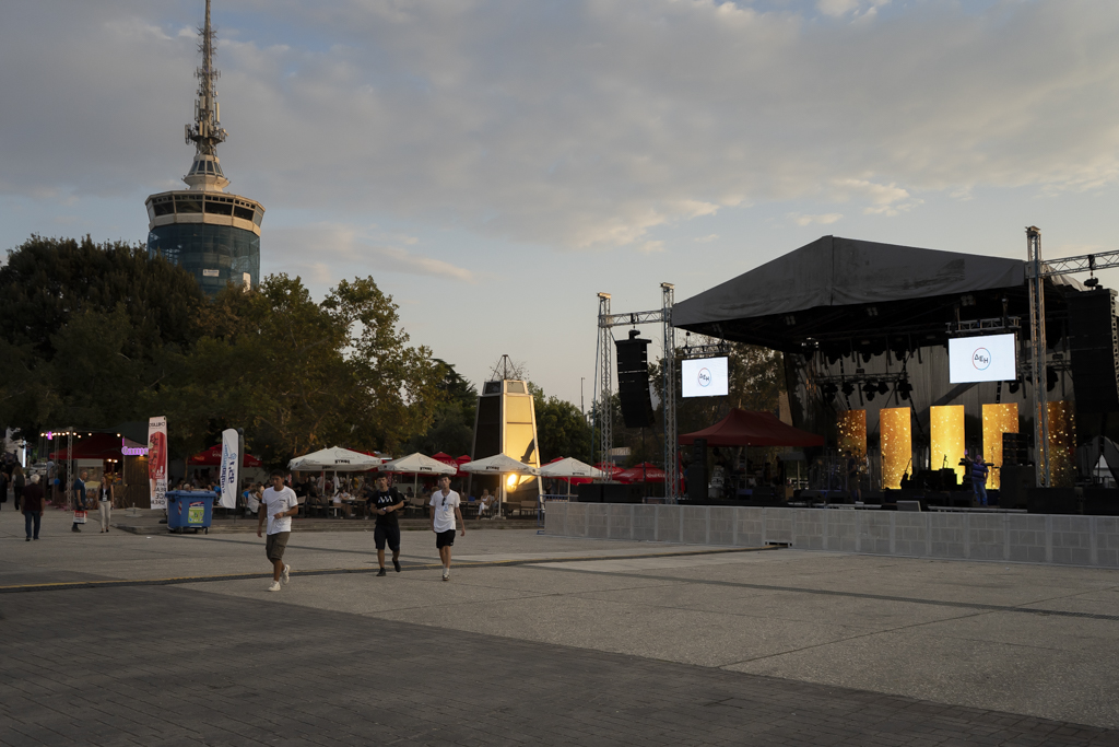 μια-σύγχρονη-αντιμετώπιση-ενός-πνεύμ-1212656