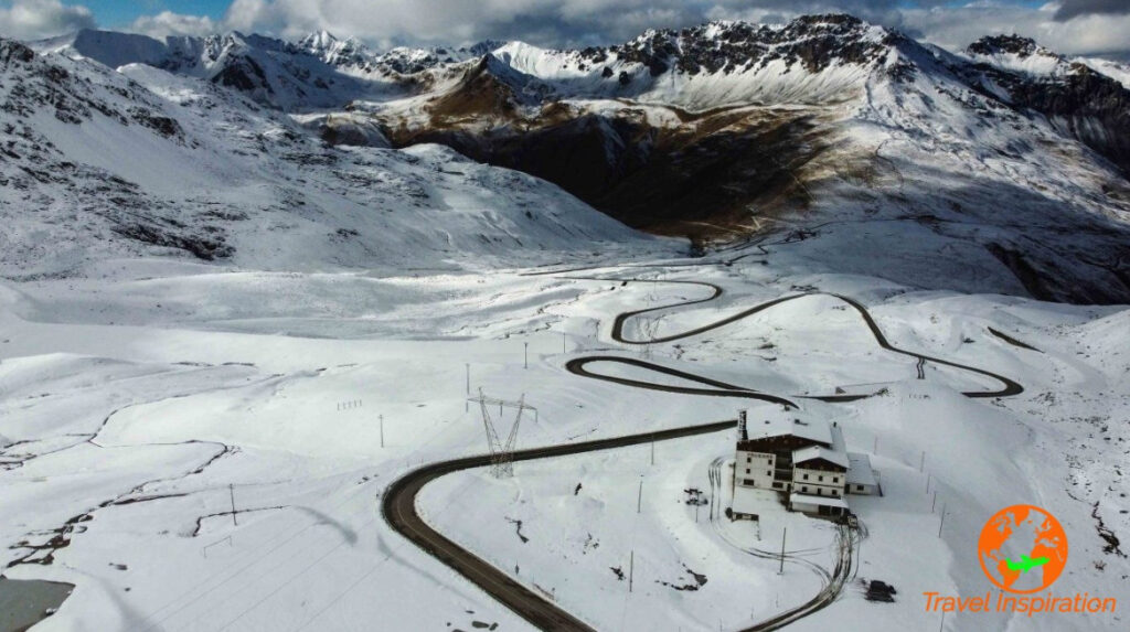 passo-stelvio-οδηγώντας-στο-ψηλότερο-πέρασμα-των-1224707