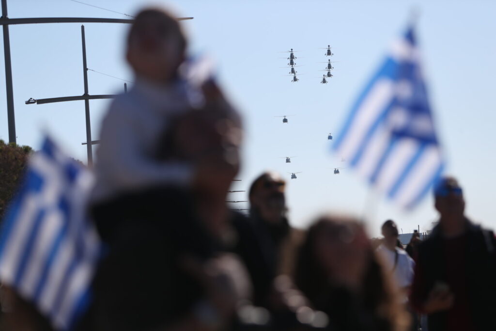 στιγμιότυπα-από-τη-μεγάλη-στρατιωτικ-1235237