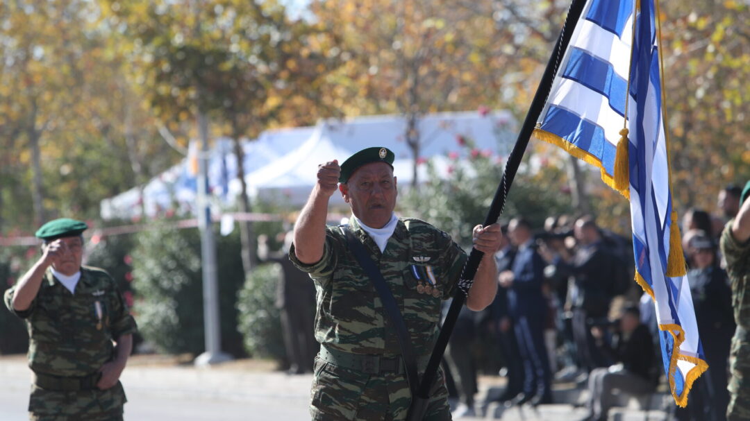 live-η-μεγάλη-στρατιωτική-παρέλαση-στη-θε-1235115