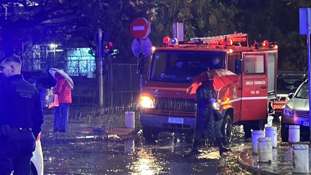 πυροσβεστική-35-κλήσεις-έλαβε-το-κέντρο-1249421