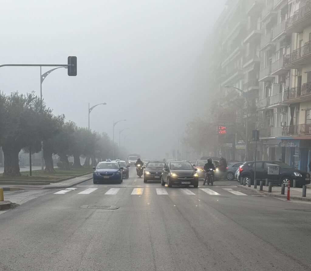 πέπλο-ομίχλης-σκέπασε-την-θεσσαλονίκ-1262865