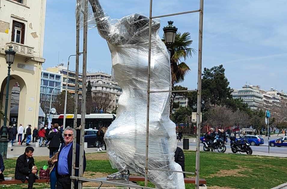 Ο Μανόλης Τζομπανάκης με νέο έργο στη Θεσσαλονίκη | Parallaxi Magazine