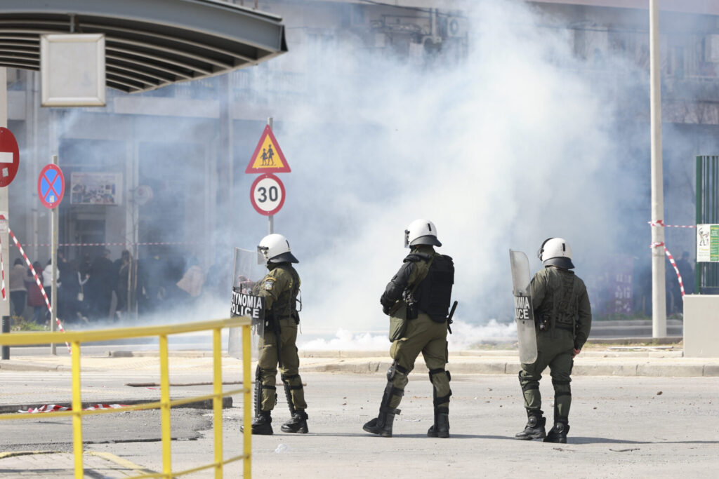 θεσσαλονίκη-προσήγαγαν-σε-διαδήλωση-1289451