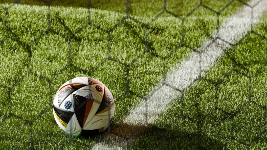 ο-πρόεδρος-της-fifa-ανακοίνωσε-φιλανθρωπ-1311166