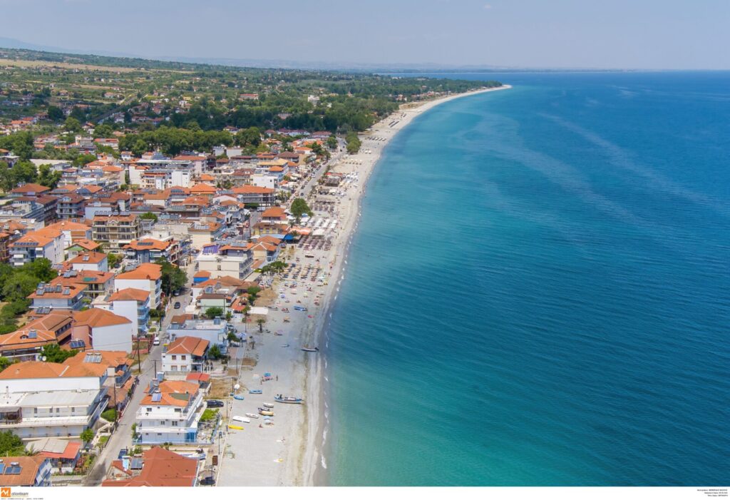 toyristiki-sezon-stin-pieria-anevainei-apo-mesa-ioynioy-me-paradosiakes-agores-kai-esoteriki-ekplixi-1322995