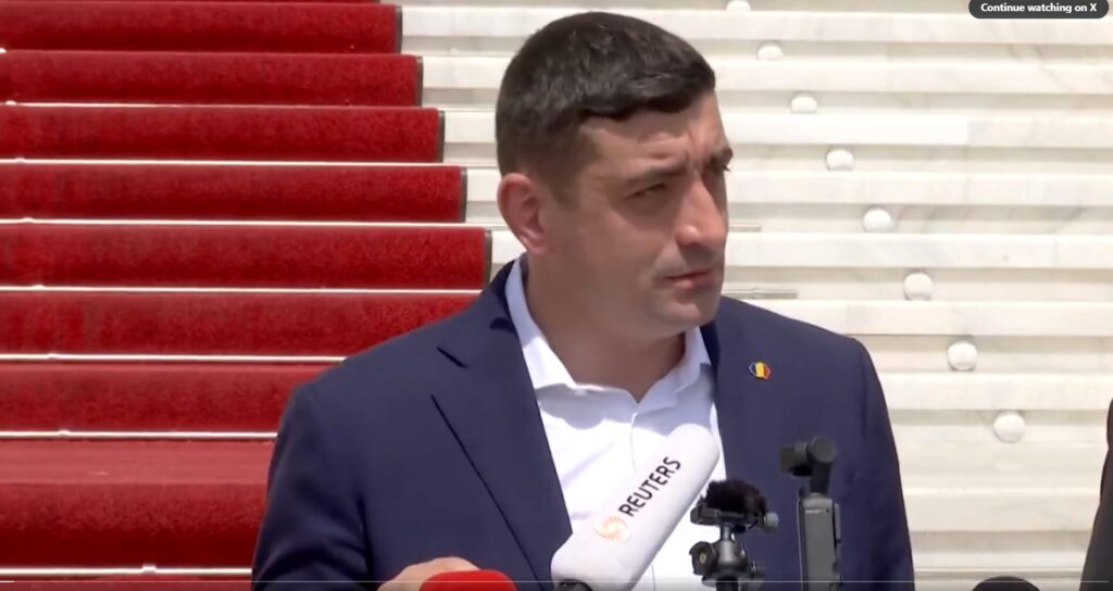 roymania-ekloges-poios-einai-o-akrodexios-tzortze-simion-poy-epiase-40-6-ston-proto-gyro-1314953