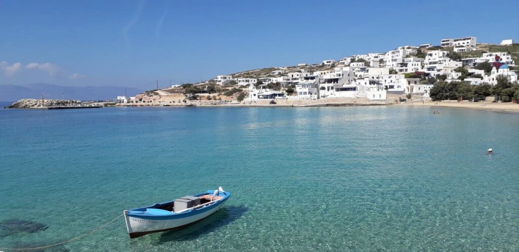 το-μικρό-διαμαντένιο-ελληνικό-νησί-πο-1335695