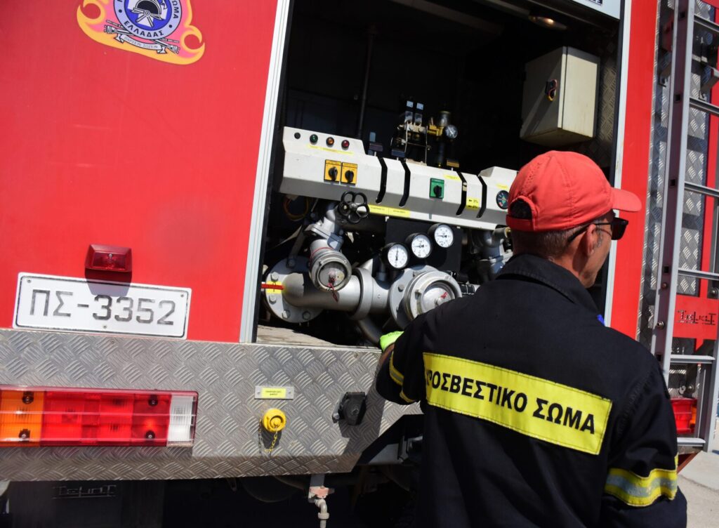 φωτιά-σε-βυτιοφόρο-στην-εο-θεσσαλονίκ-1336431