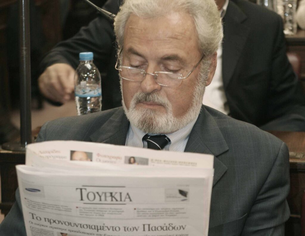 μάνος-φραγκιαδουλάκης-έφυγε-από-τη-ζω-1334706