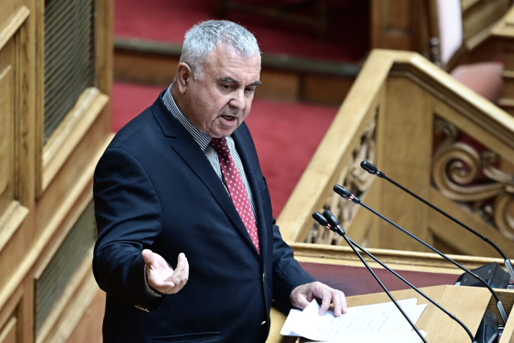 voyleytis-toy-pasok-kataggellei-stelechos-tis-nd-oti-ton-kleidose-se-ergotaxio-dikastikoy-megaroy-1349015