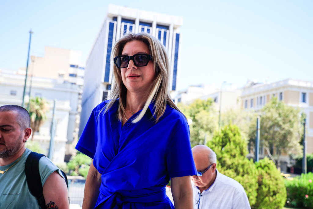 τέμπη-ενός-λεπτού-σιγή-από-την-καρυστι-1345425