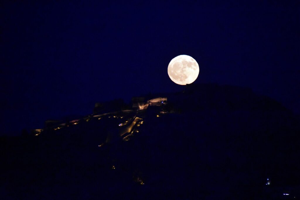 σήμερα-το-μαύρο-φεγγάρι-το-σπάνιο-1347375