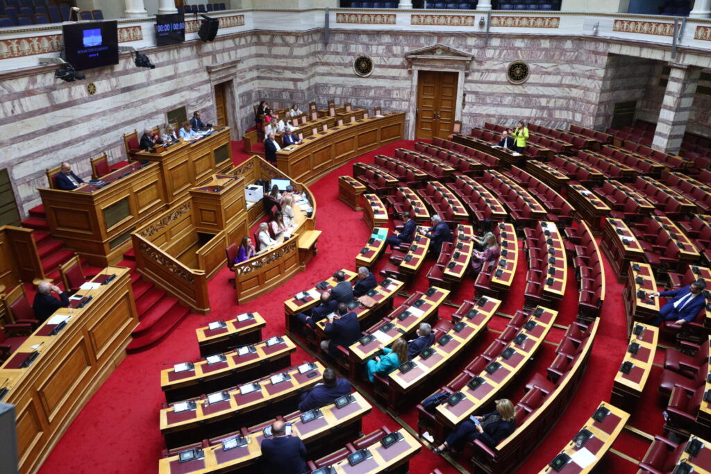 οπεκεπε-με-166-υπέρ-εγκρίθηκε-η-εξεταστι-1355719