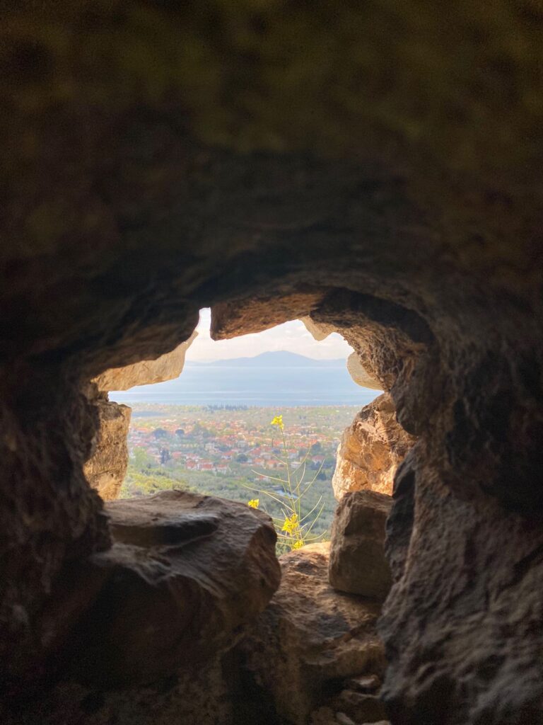 από-εδώ-πρέπει-να-πας-1342846