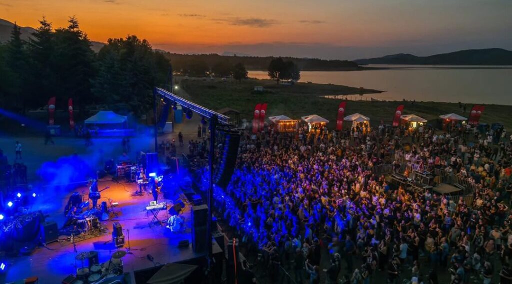plastiras-lake-festival-2025-πέντε-λόγοι-για-να-ζήσεις-αυτή-τη-1343608