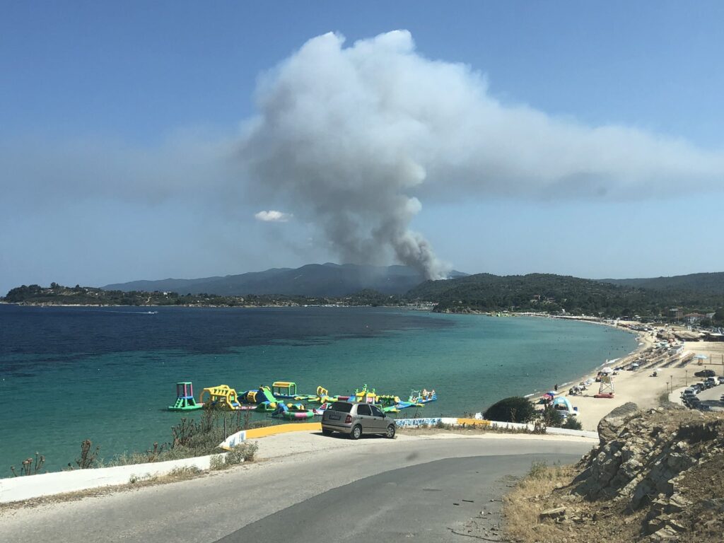 βουρβουρού-καλύτερη-η-εικόνα-της-φωτι-1343082