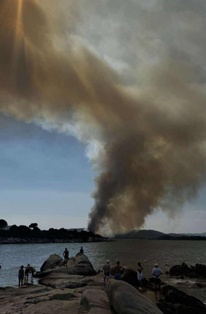σε-επιφυλακή-ακόμα-οι-αρχές-στο-βουρβο-1343062