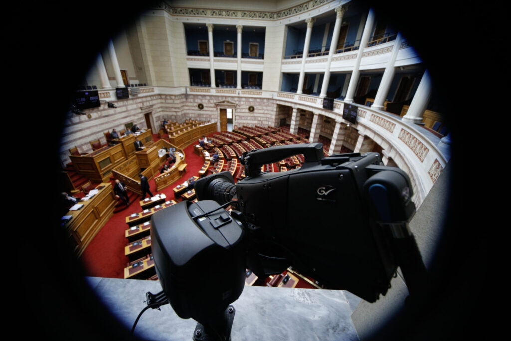 όλοι-οι-πολιτευτές-είναι-ίσοι-αλλά-μερ-1366474