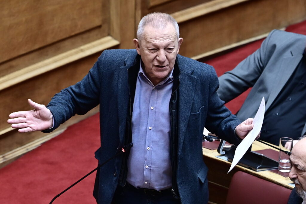θανάσης-παφίλης-υπεβλήθη-σε-χειρουργ-1367232