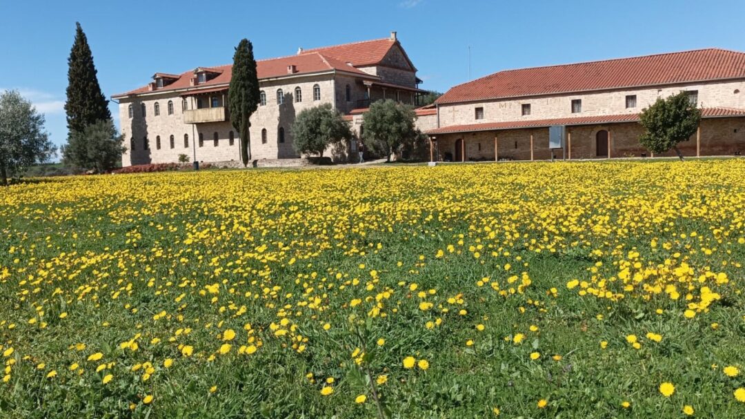 χαλκιδική-σε-αυτό-το-βυζαντινό-μετόχι-1362660